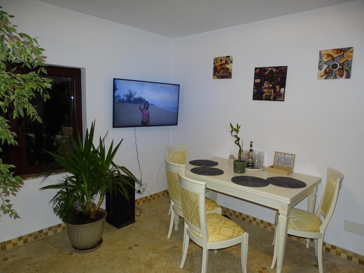 Ole Apartment - Get Your Energy For Free! Coffee And Tea On The House Тімішоара Екстер'єр фото
