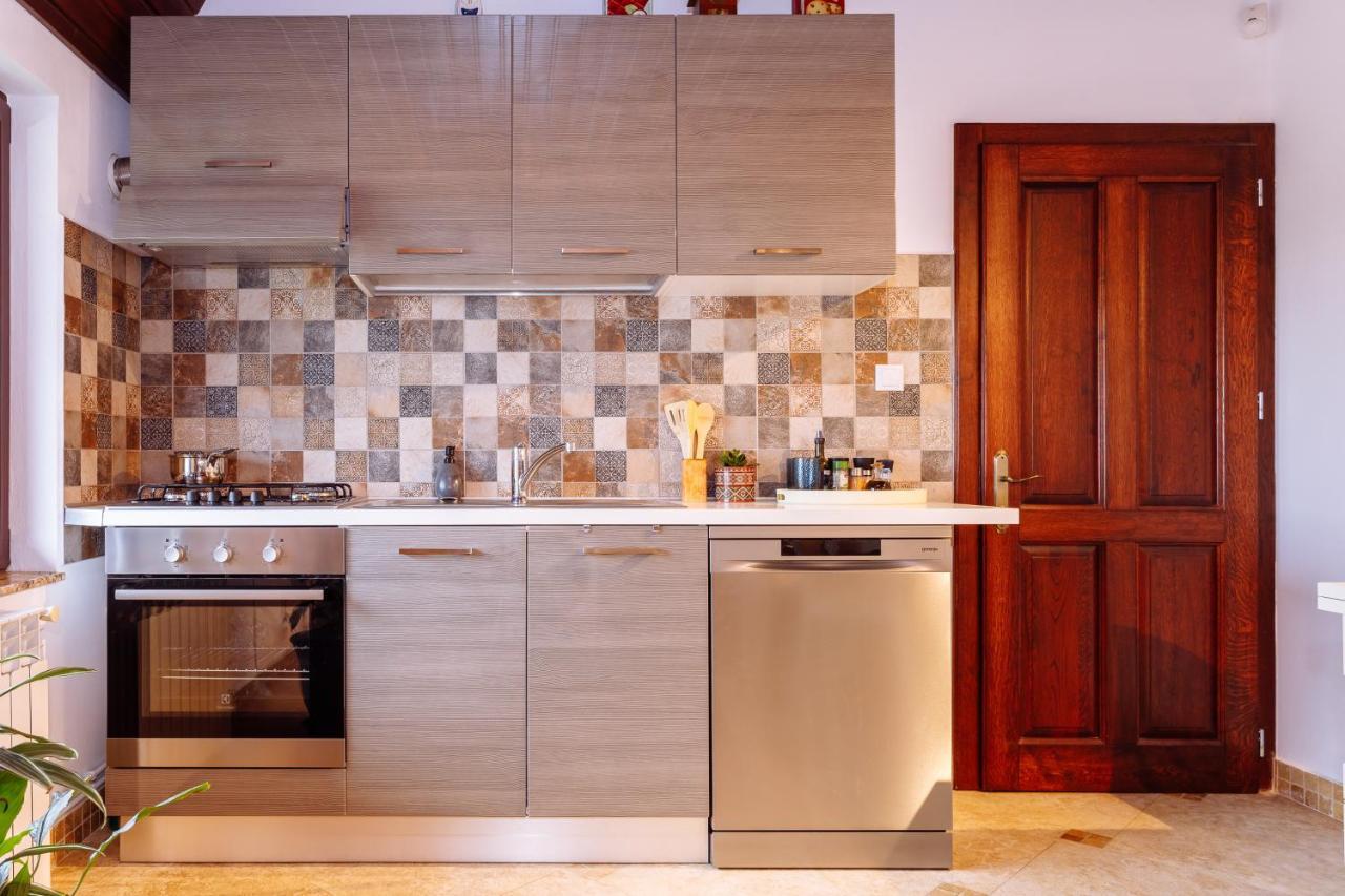Ole Apartment - Get Your Energy For Free! Coffee And Tea On The House Тімішоара Екстер'єр фото